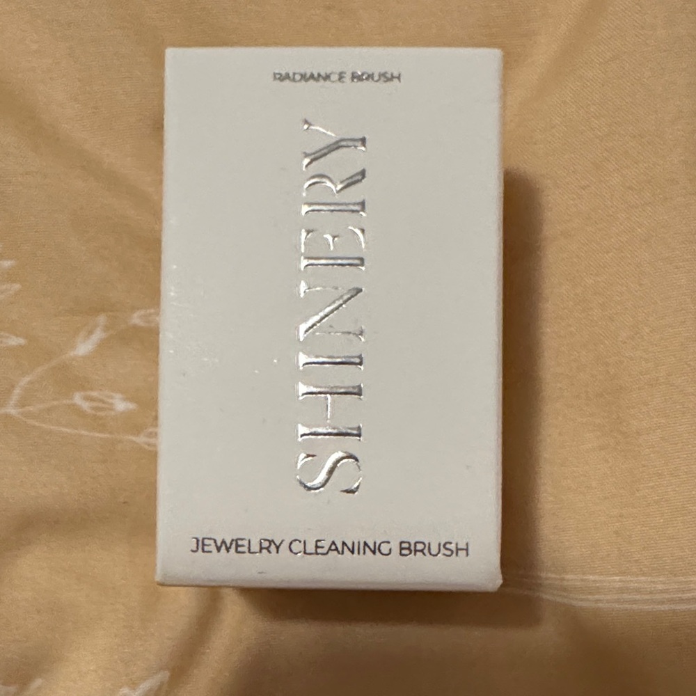 NIB Shinery Jewelry Cleaning Brush - White